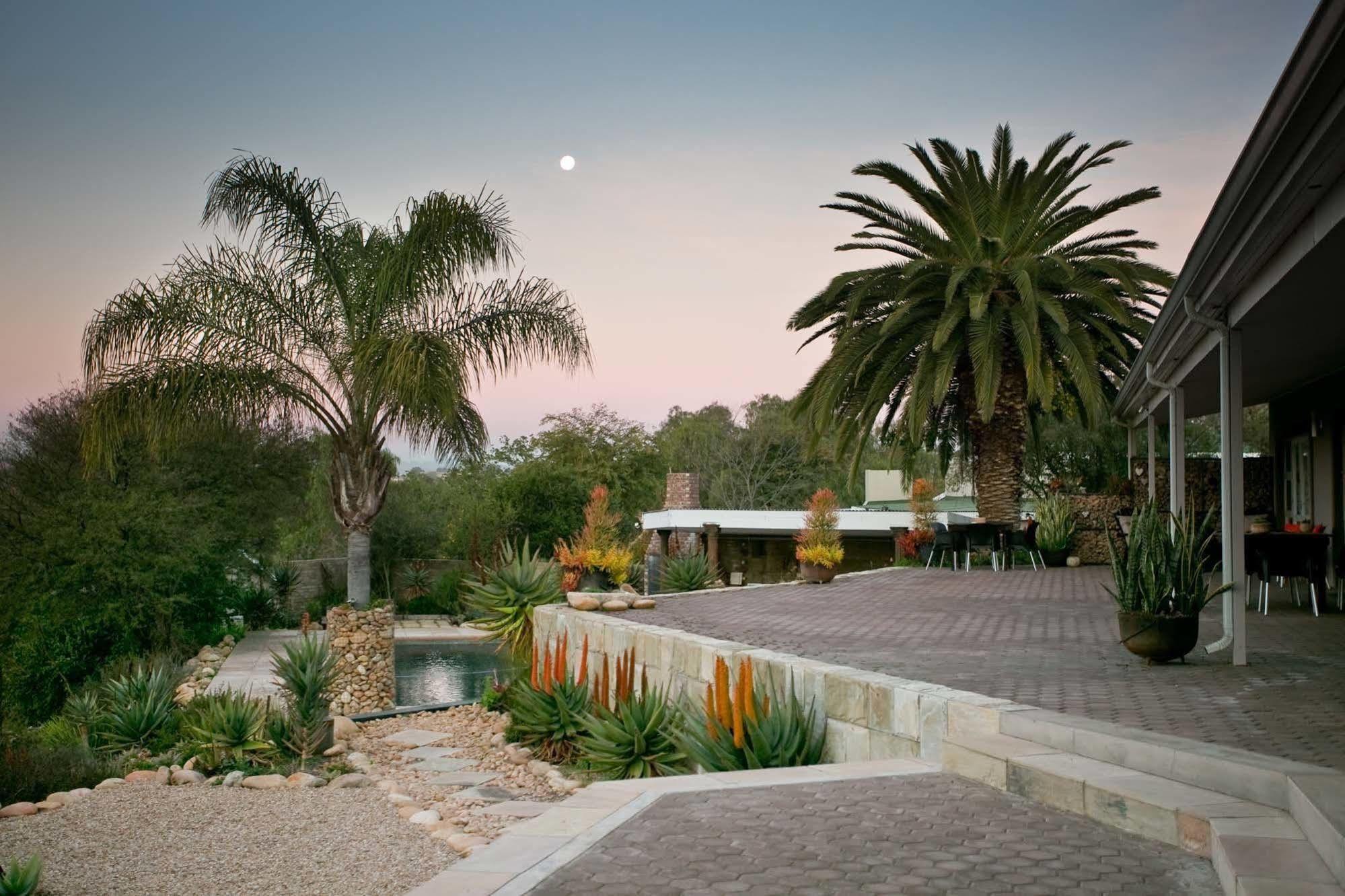 Hotel Aloe Manor à Oudtshoorn Extérieur photo