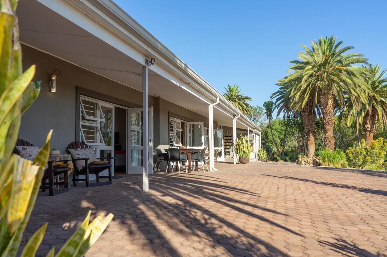 Hotel Aloe Manor à Oudtshoorn Extérieur photo