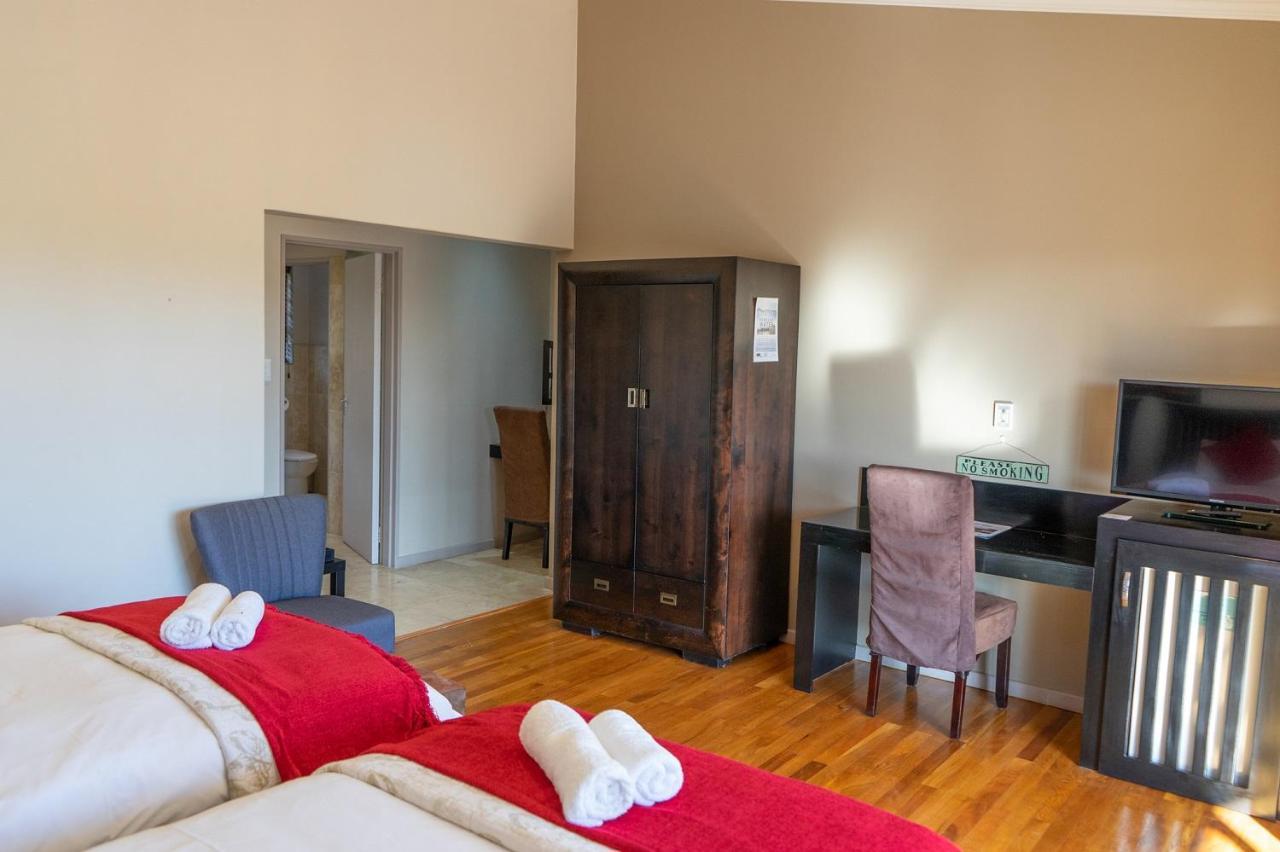 Hotel Aloe Manor à Oudtshoorn Extérieur photo