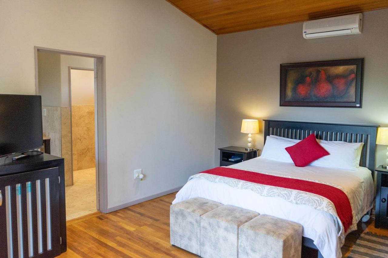 Hotel Aloe Manor à Oudtshoorn Extérieur photo